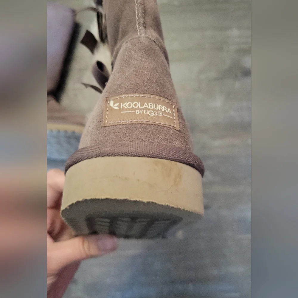 Koolaburra by UGG Size 10